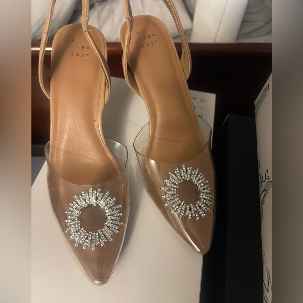Dressy Heel Brand New In The Box-Size 10